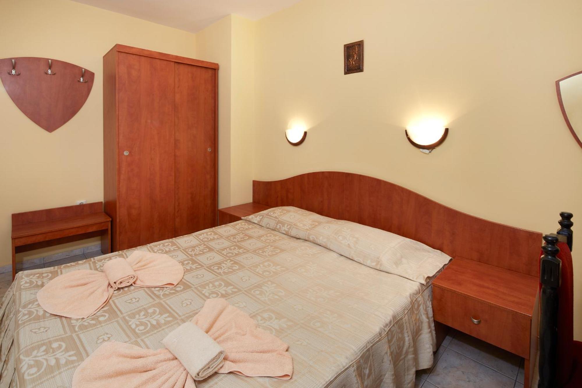 Family Hotel Andreev Nessebar Exterior foto