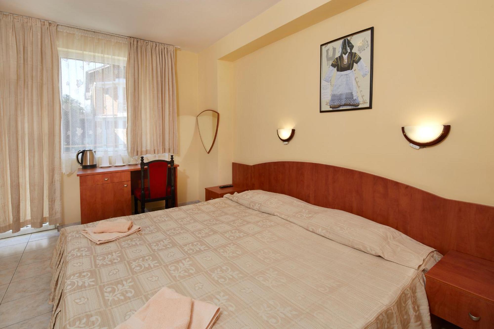 Family Hotel Andreev Nessebar Exterior foto